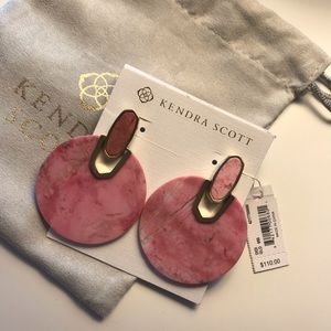 Kendra Scott Didi Gold Earrings in Pink Rhodonite